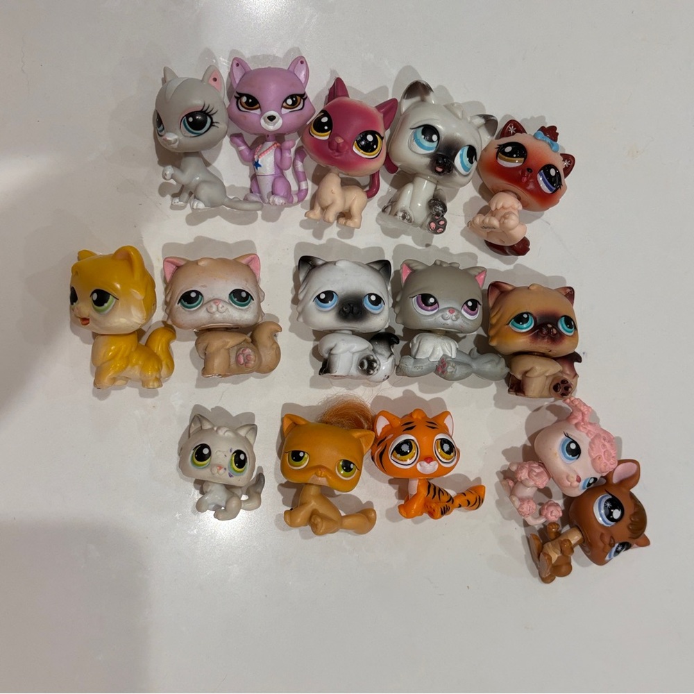 LPS Littlest Pet Shop Cat Lot